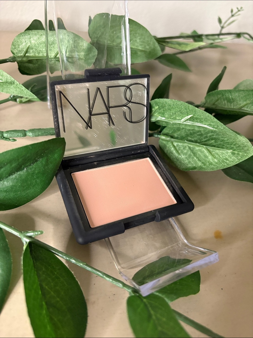 NARS Blush Blurring Long-Wearing Shade Behave 0.16 Oz